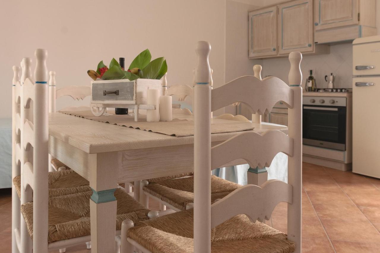 Le Residenze Del Golfo Di Orosei Aparthotel Bagian luar foto