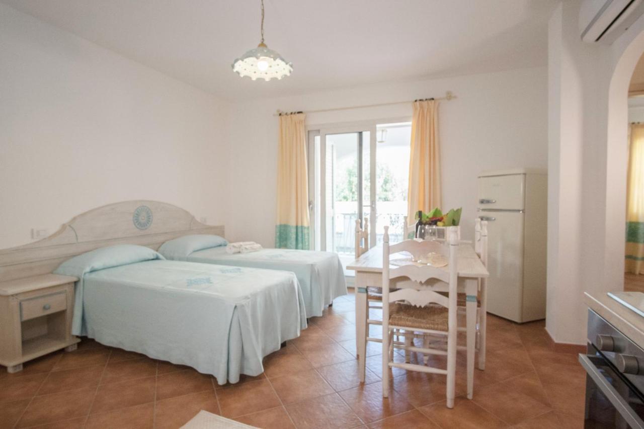 Le Residenze Del Golfo Di Orosei Aparthotel Bagian luar foto