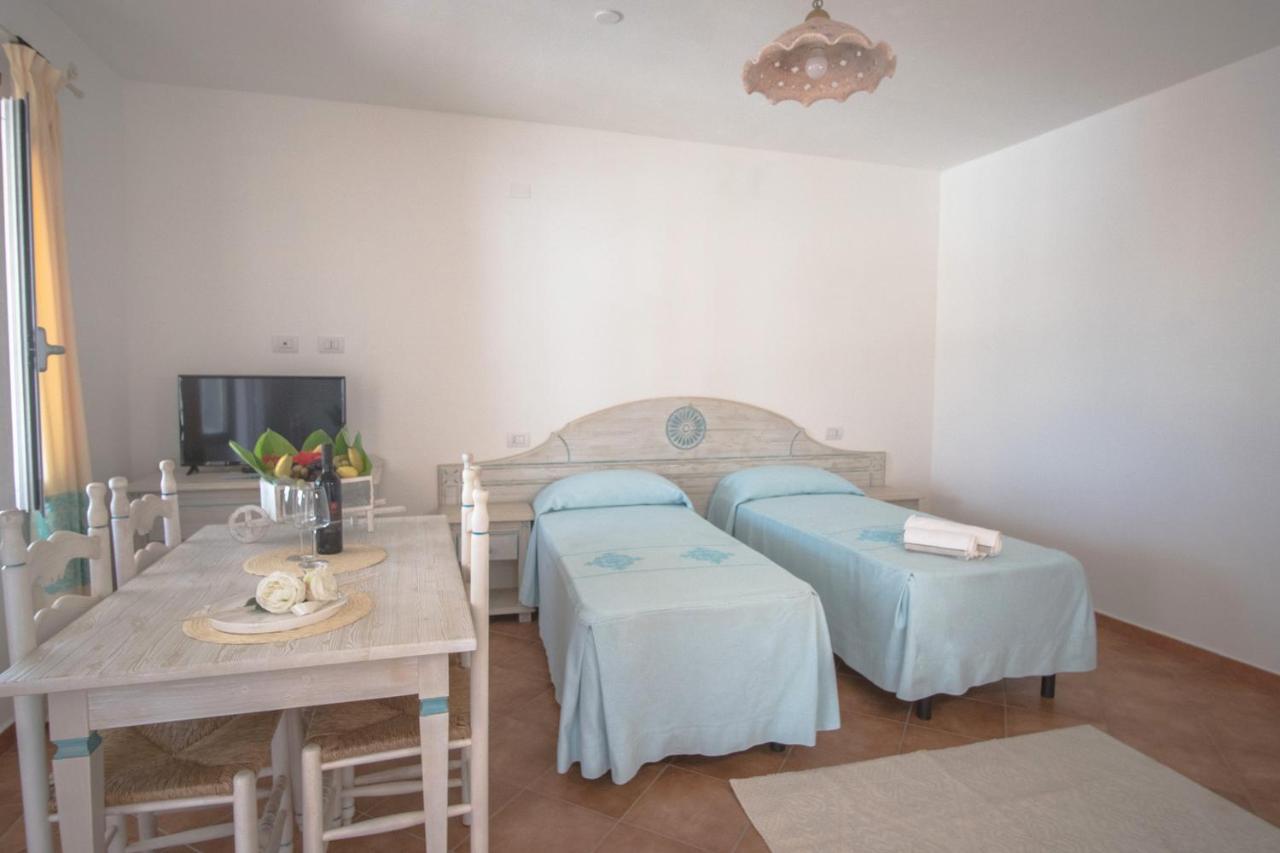 Le Residenze Del Golfo Di Orosei Aparthotel Bagian luar foto