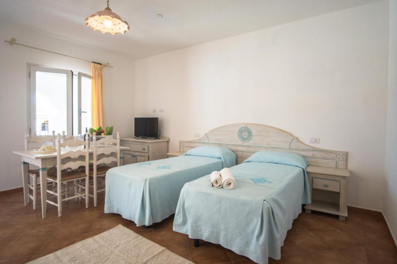 Le Residenze Del Golfo Di Orosei Aparthotel Bagian luar foto