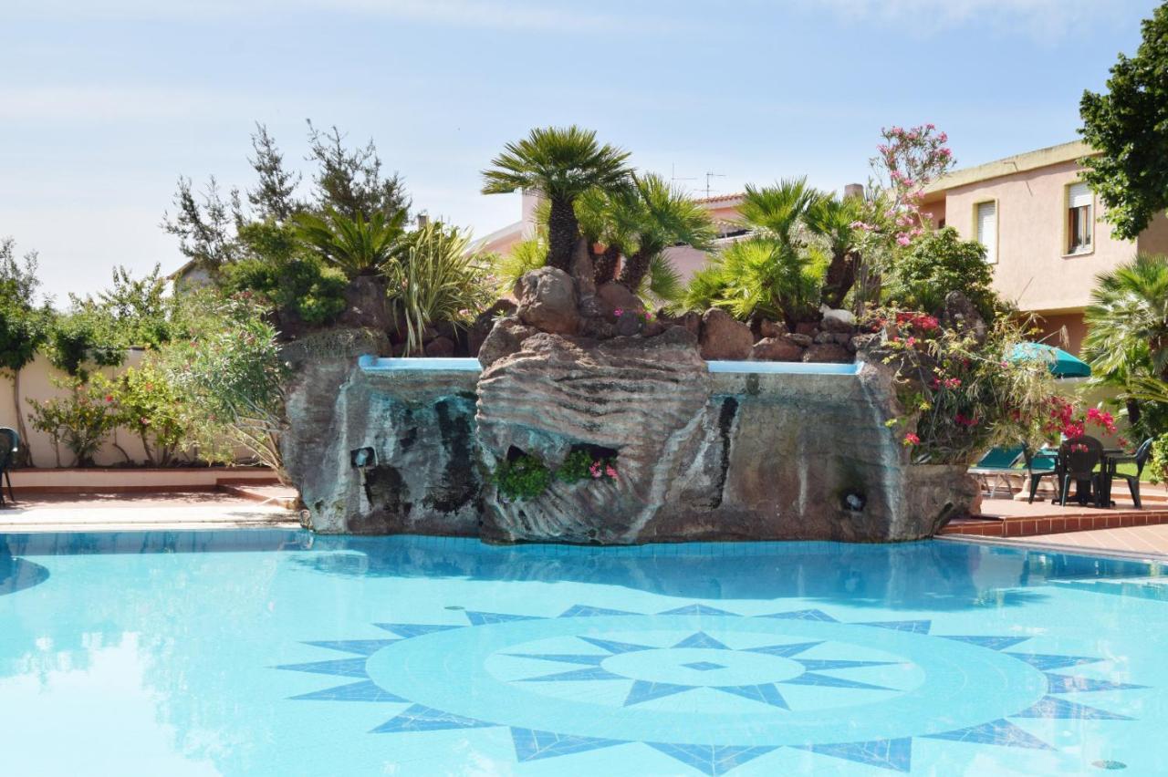 Le Residenze Del Golfo Di Orosei Aparthotel Bagian luar foto